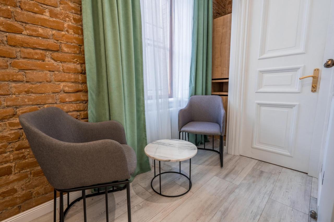 Mini Hotel On Aghmashenebeli Ave Τυφλίδα Εξωτερικό φωτογραφία